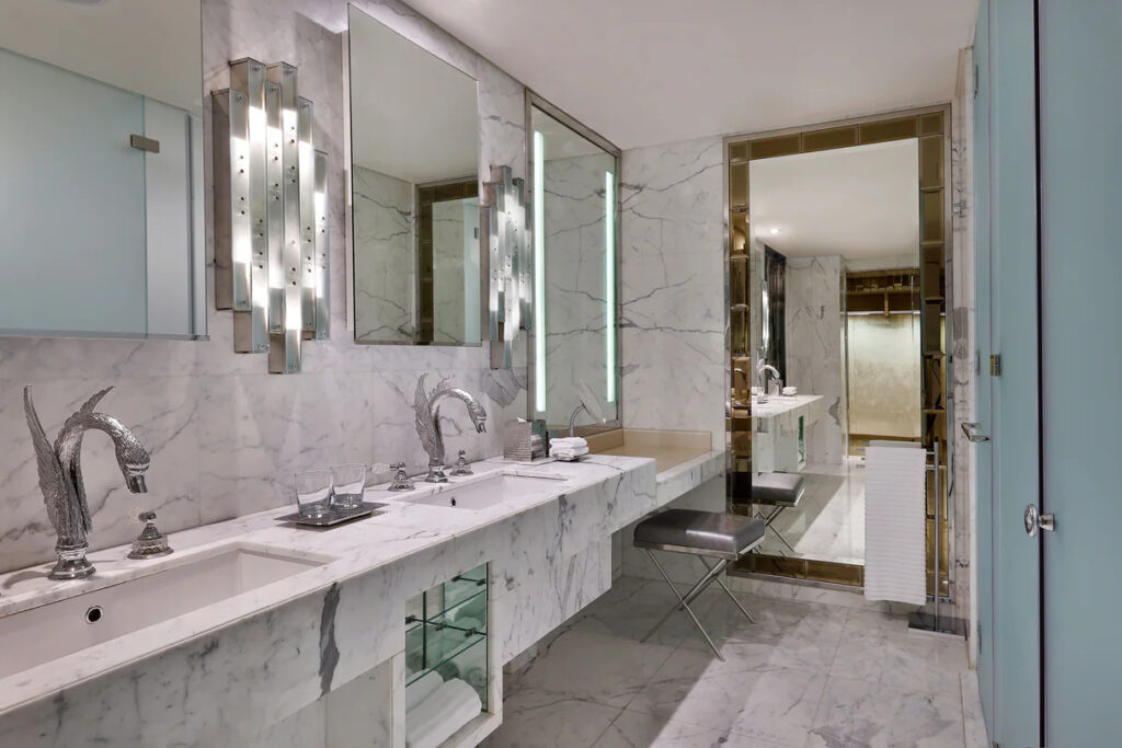 The Westin City Centre Bahrain (14) svg+xml;charset=utf