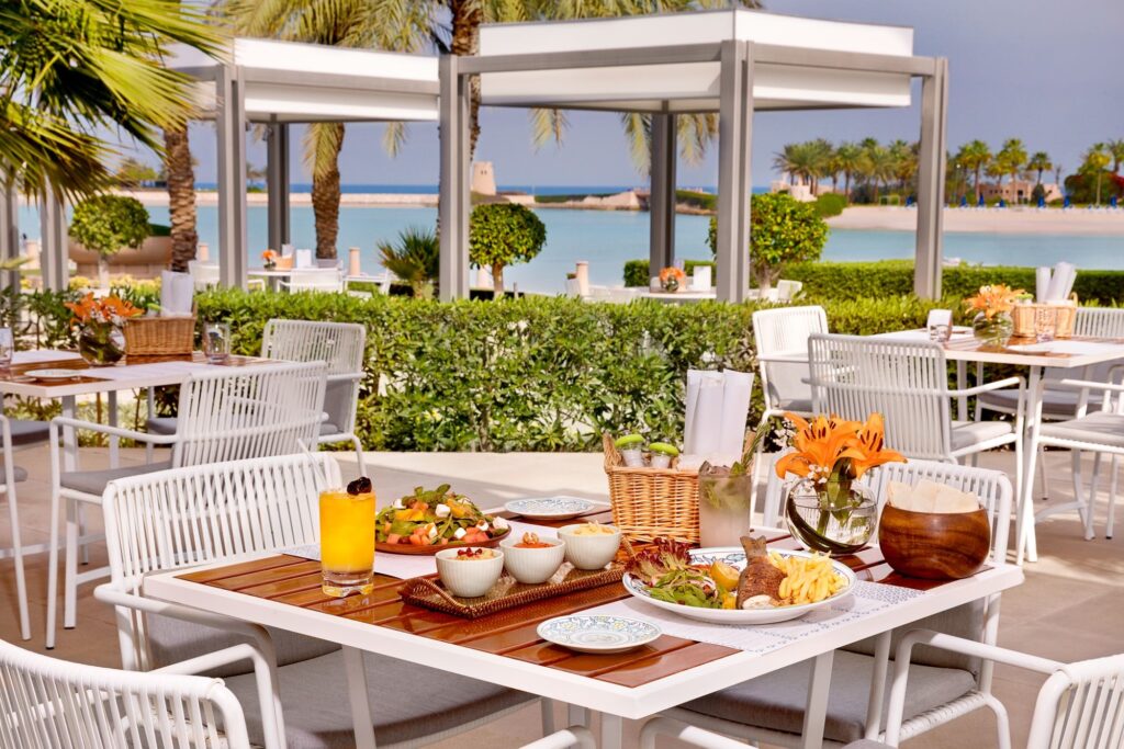 the-ritz (22) svg+xml;charset=utf